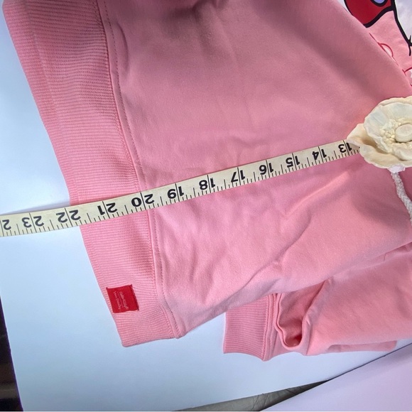 Vera Bradley Hello Kitty Colab Pink Sweatshirt long sleeve Tee - Picture 13 of 13